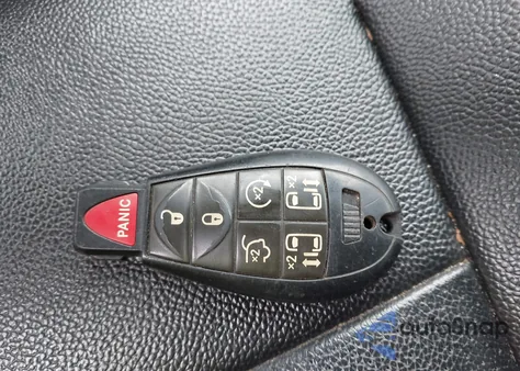 2019 Dodge Grand Caravan Gt from USA, damaged, VIN 2C4RDGEG8KR747574